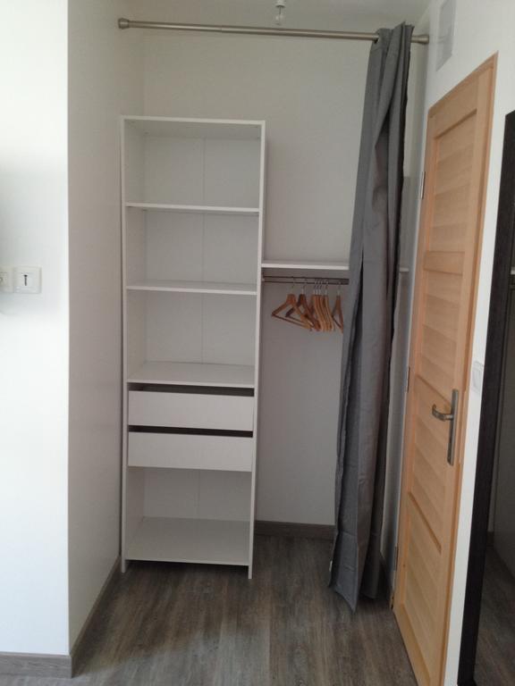 Appartement Neo - Sleep In วาลองเซียนส์ ภายนอก รูปภาพ