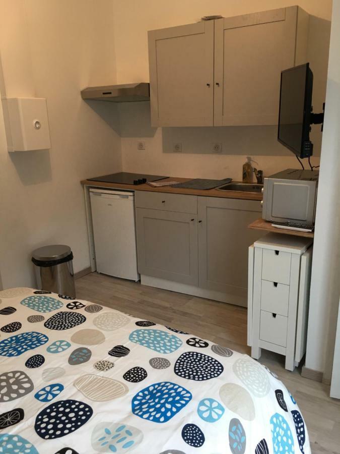Appartement Neo - Sleep In วาลองเซียนส์ ภายนอก รูปภาพ